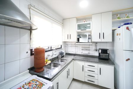 Apartamento à venda com 136m², 4 quartos e 3 vagasCozinha