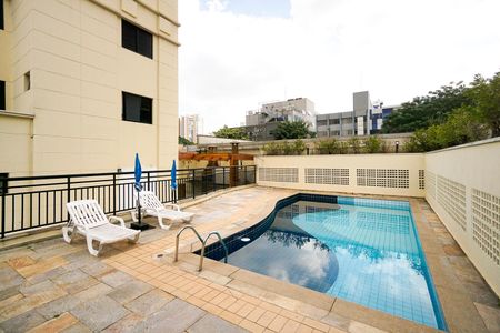 Apartamento à venda com 136m², 4 quartos e 3 vagasPiscina