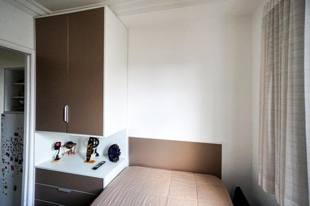 Apartamento à venda com 136m², 4 quartos e 3 vagasQuarto 01