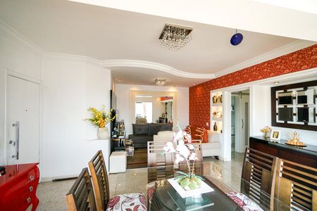 Apartamento à venda com 136m², 4 quartos e 3 vagasSalaSala