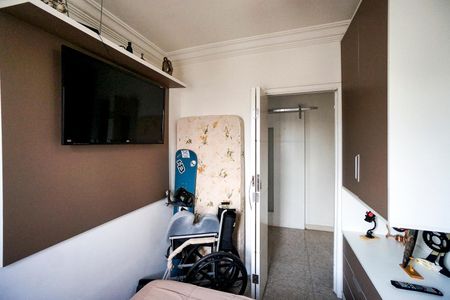 Apartamento à venda com 136m², 4 quartos e 3 vagasQuarto 01