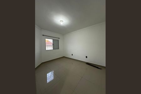 Casa para alugar com 75m², 2 quartos e 1 vagaQuarto