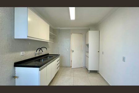 Apartamento para alugar com 132m², 3 quartos e 1 vagaCozinha