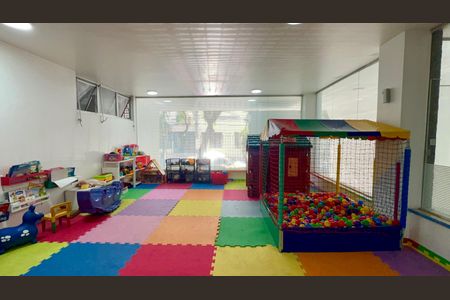 Apartamento para alugar com 132m², 3 quartos e 1 vagaBrinquedoteca