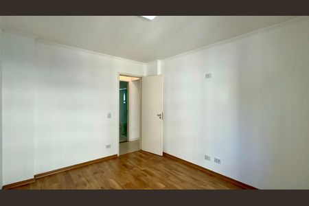 Apartamento para alugar com 132m², 3 quartos e 1 vagaQuarto 2