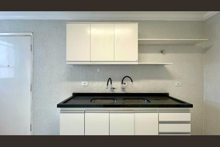 Apartamento para alugar com 132m², 3 quartos e 1 vagaCozinha