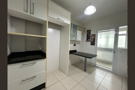 Apartamento para alugar com 125m², 3 quartos e 3 vagasCozinha 