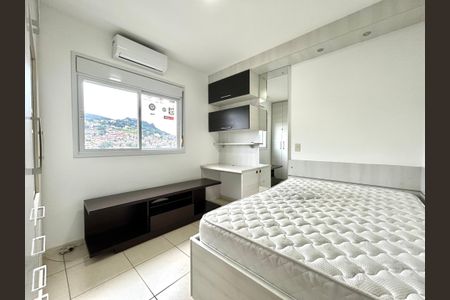 Quarto de apartamento para alugar com 3 quartos, 125m² em Agronômica, Florianópolis