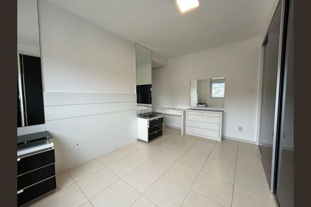 Apartamento para alugar com 125m², 3 quartos e 3 vagasSuíte 2