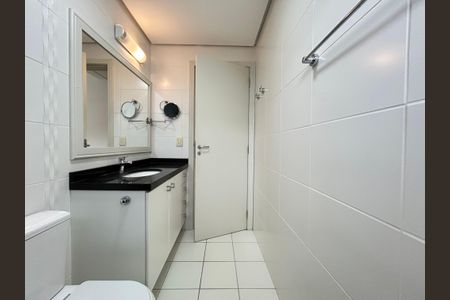 Apartamento para alugar com 125m², 3 quartos e 3 vagasBanheiro Suíte 2