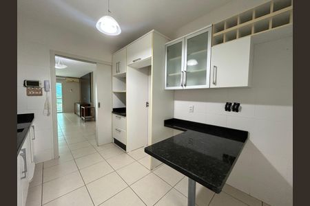 Apartamento para alugar com 125m², 3 quartos e 3 vagasCozinha 