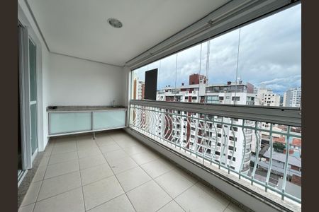 Apartamento para alugar com 125m², 3 quartos e 3 vagasVaranda