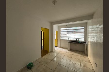 Casa para alugar com 70m², 2 quartos e sem vaga Casa para alugar com 70m², 2 quartos e sem vagaCozinha