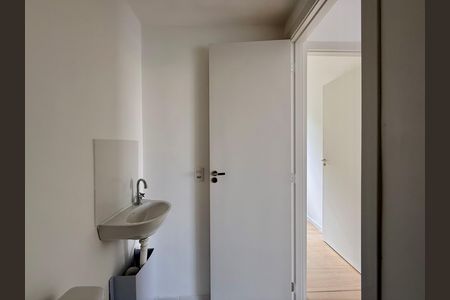 Apartamento à venda com 35m², 2 quartos e sem vaga Apartamento à venda com 35m², 2 quartos e sem vagaBanheiro