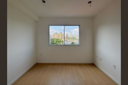 Quarto de kitnet/studio à venda com 1 quarto, 16m² em Santo Amaro, São Paulo