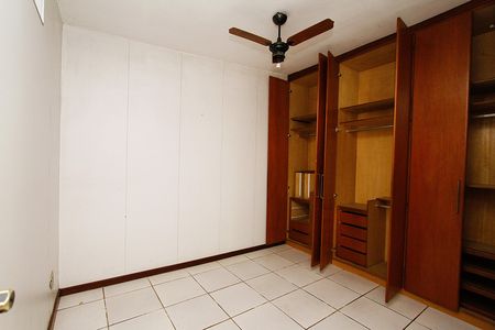 Casa à venda com 399m², 3 quartos e 4 vagasQuarto 1