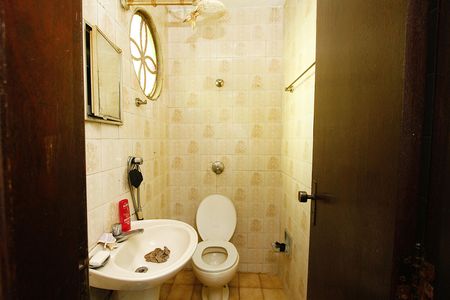 Casa à venda com 399m², 3 quartos e 4 vagasBanheiro 2