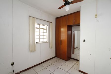 Casa à venda com 399m², 3 quartos e 4 vagasQuarto 2