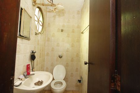 Casa à venda com 399m², 3 quartos e 4 vagasBanheiro 2
