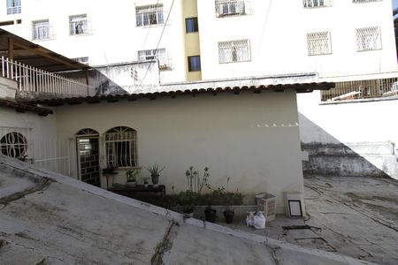 Garagem de casa à venda com 3 quartos, 399m² em Nova Suíça, Belo Horizonte