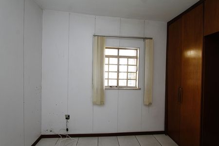 Casa à venda com 399m², 3 quartos e 4 vagasQuarto 2