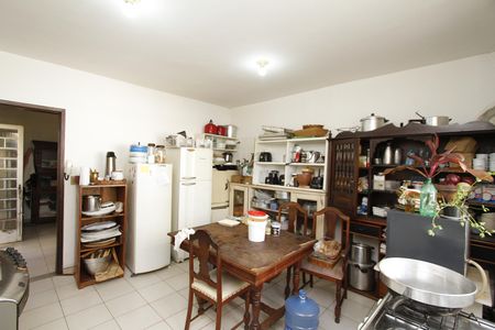 Casa à venda com 399m², 3 quartos e 4 vagasSala 2