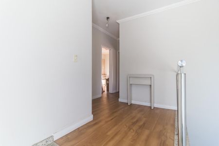 Casa de condomínio para alugar com 149m², 3 quartos e 2 vagasHall