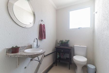 Casa de condomínio para alugar com 149m², 3 quartos e 2 vagasLavabo