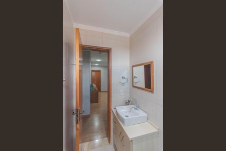 Casa à venda com 600m², 3 quartos e 8 vagasBanheiro