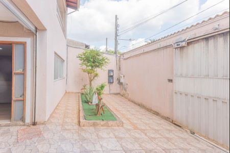 Casa à venda com 600m², 3 quartos e 8 vagasJardim