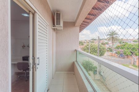 Casa à venda com 600m², 3 quartos e 8 vagasVaranda do Quarto 1