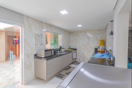 Casa à venda com 600m², 3 quartos e 8 vagasCozinha