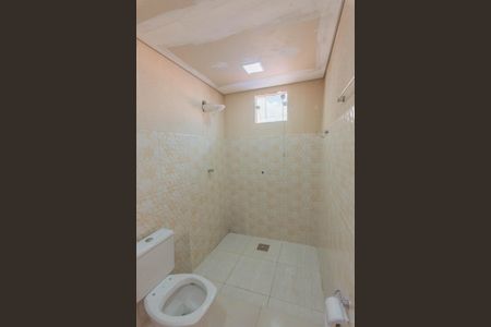 Casa à venda com 600m², 3 quartos e 8 vagasBanheiro da Piscina