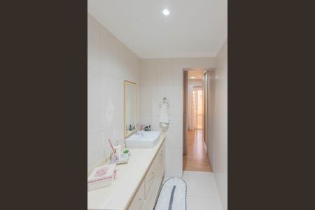 Casa à venda com 600m², 3 quartos e 8 vagasBanheiro da Suíte