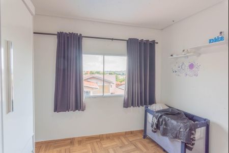 Casa à venda com 600m², 3 quartos e 8 vagasCasa 2- Quarto