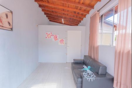 Casa à venda com 600m², 3 quartos e 8 vagasSala de TV