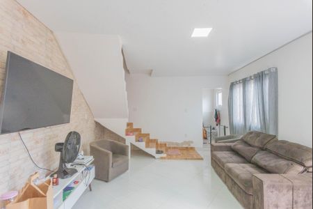 Casa à venda com 600m², 3 quartos e 8 vagasCasa 2- Sala