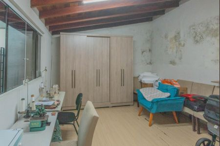 Casa à venda com 600m², 3 quartos e 8 vagasQuarto de Serviço