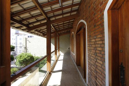 Casa à venda com 294m², 4 quartos e 4 vagasVaranda da Sala