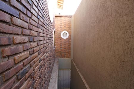Casa à venda com 294m², 4 quartos e 4 vagasCorredor