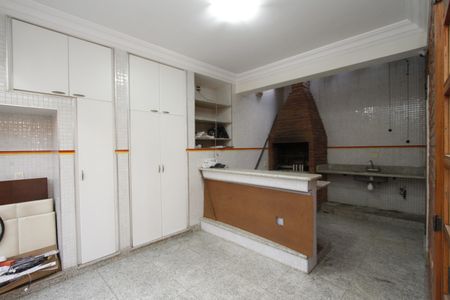Casa à venda com 294m², 4 quartos e 4 vagasÁrea gourmet
