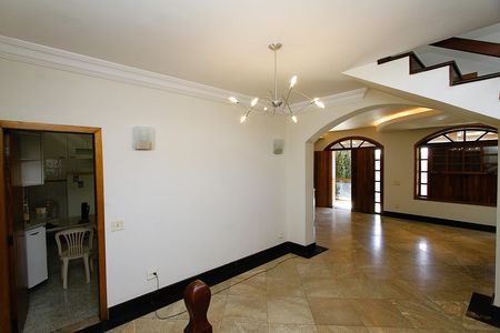 Casa à venda com 294m², 4 quartos e 4 vagasCopa
