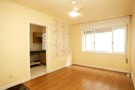 Sala de apartamento à venda com 2 quartos, 60m² em Menino Deus, Porto Alegre