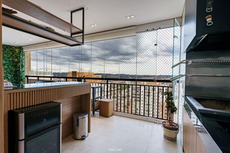 Apartamento à venda com 287m², 4 quartos e 6 vagas