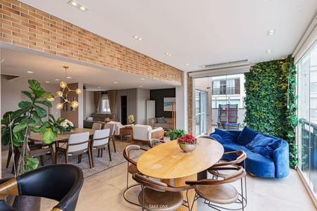 Apartamento à venda com 4 quartos, 287m² em Anhangabaú, Jundiaí