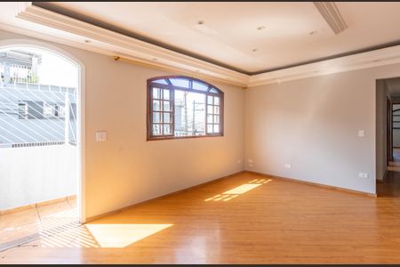 Casa para alugar com 3 quartos, 243m² em Taboão, Diadema