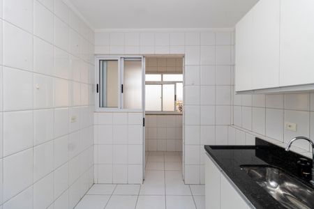 Apartamento para alugar com 58m², 2 quartos e 2 vagasCozinha