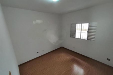 Casa à venda com 194m², 6 quartos e 2 vagas