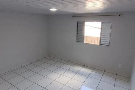 Casa à venda com 6 quartos, 194m² em Jardim Adutora, São Paulo
