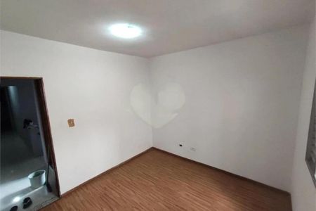 Casa à venda com 6 quartos, 194m² em Jardim Adutora, São Paulo